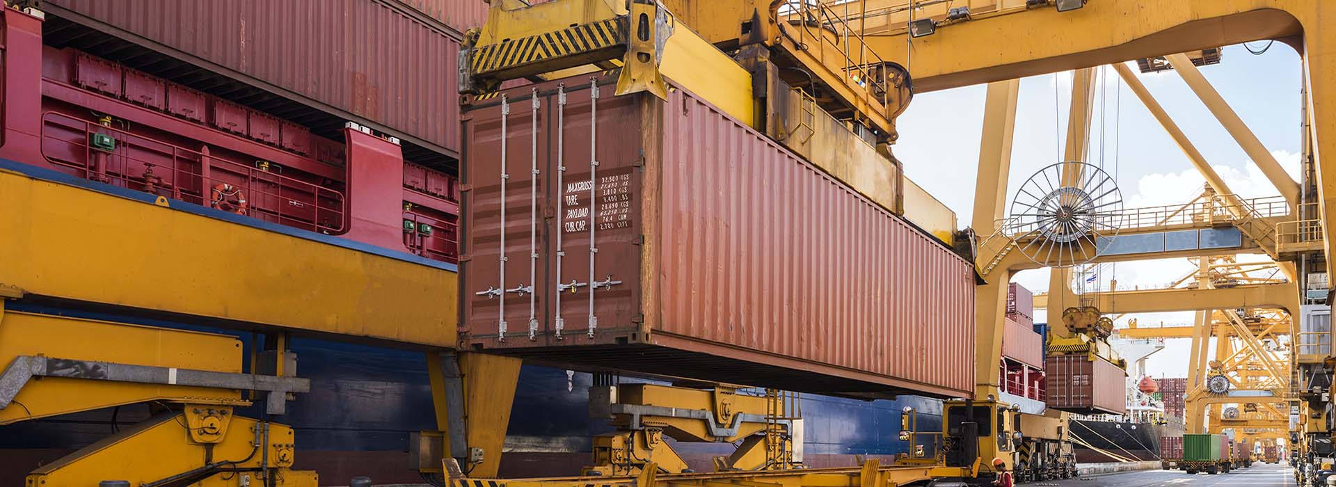 Novis Provides Container Transport From Australia
